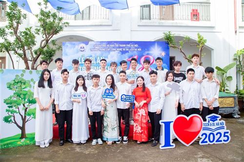 Lễ tri ân và trường thành khi tôi 18 